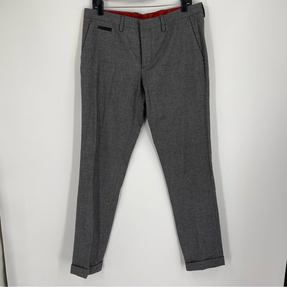 Zara Man Gray Dress Pants with Tailored Cut and Cuffed Hem
